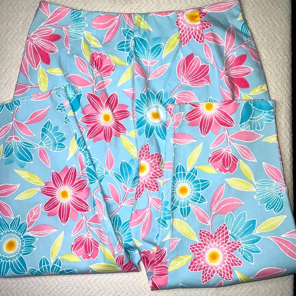 Talbots Pants - Beautiful! Floral Capris Womens NWOT Talbots Stretch Size 10 Side Zip